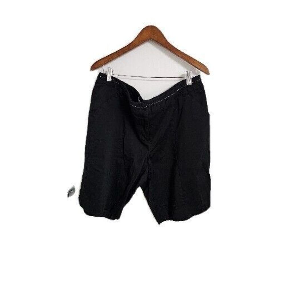 Cato Woman 20W Black Bermuda Shorts Flat Front With White Piping At Waist